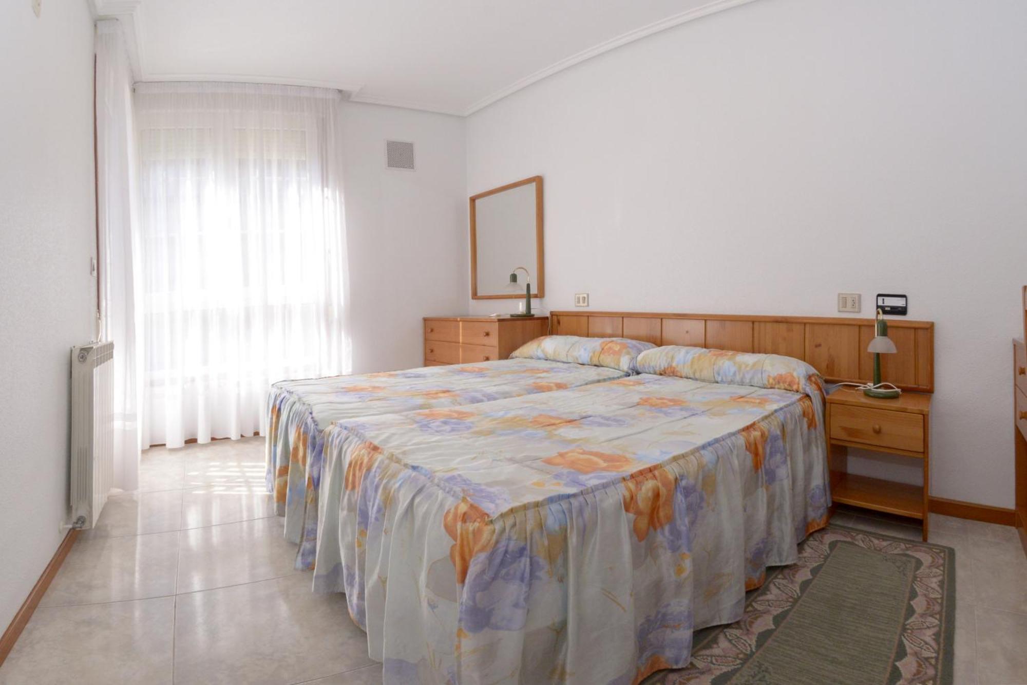 Apartamentos La Terraza Laredo Oda fotoğraf